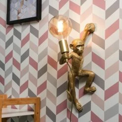 MINISUN Monkey Wall Light Fitting Holding Light Bulb - Gold - No Bulb 4 MINISUN Monkey Wall Light Fitting Holding Light Bulb - Gold - No Bulb -MINISUN Shop 14854797 3