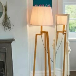 MINISUN Wooden Tripod Step Floor Lamp Base - Light Wood -MINISUN Shop 16955332 3