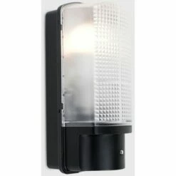 MINISUN Outdoor Black Plastic IP44 Sensor Bulkhead Security Wall Light - Dusk Till Dawn 3 MINISUN Outdoor Black Plastic IP44 Sensor Bulkhead Security Wall Light - Dusk Till Dawn -MINISUN Shop 8744942 2